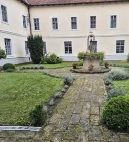 Szécsényi Ferences Templom és Kolostor