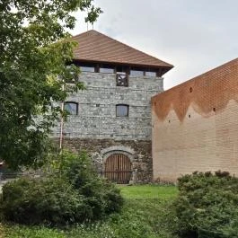 Szécsényi vár Szécsény - Külső kép