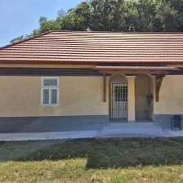 Szeleczky Zita Emlékház, Nekézseny - Külső kép