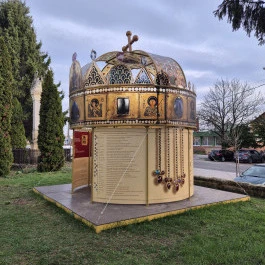 Szent András templom Érsekvadkert - Külső kép