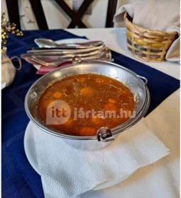 Szent Anna Fogadó étterme