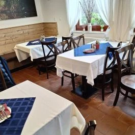 Szent Anna Fogadó étterme Fertőhomok - Belső