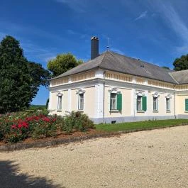 Szent Gaál Kastély és Borház Zomba - Külső kép