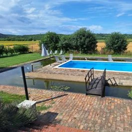 Szent Gaál Kastély és Borház Zomba - Külső kép