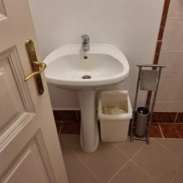 Szent Gaál Kastély és Borház Zomba - Mosdó