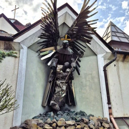Szent Gellért szobra - Szent Gellért templom és plébánia Budapest - Külső kép
