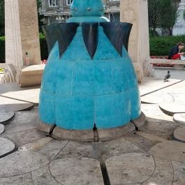 Szent Gellért téri díszkút, Budapest - Belső