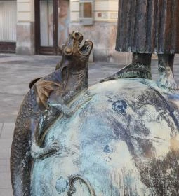 Szent György-díszkút