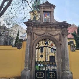Szent György nagyvértanú szerb ortodox templom, Budapest - Külső kép
