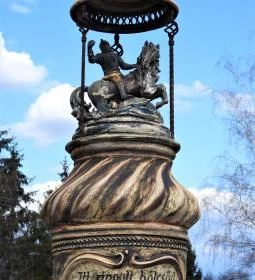 Szent György és a sárkány kút