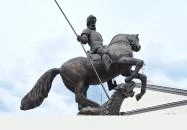 Szent György-szobor Fehérgyarmat