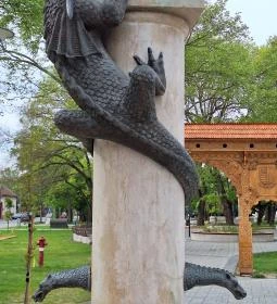 Szent György-szobor