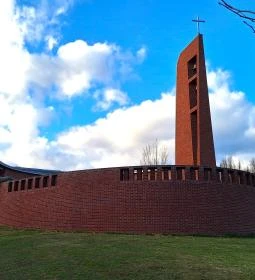 Szent II. János Pál pápa templom