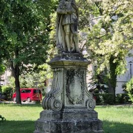Szent Imre herceg szobra, Gödöllő - Külső kép