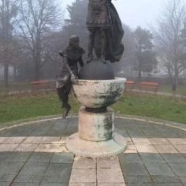 Szent István és Boldog Gizella szobra Zalakaros - Külső kép