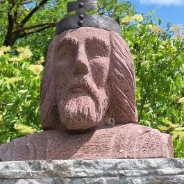 Szent István emlékszobor Hidegkút - Egyéb