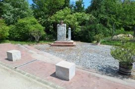 Szent István emlékszobor Hidegkút