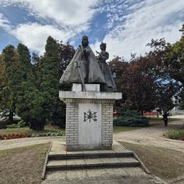 Szent István és Gizella királyné Kapuvár - Külső kép