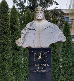 Szent István király