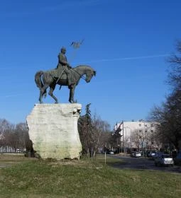 Szent István-lovasszobor