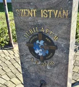 Szent István mellszobra