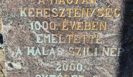 Szent István mellszobra Szil - Külső kép