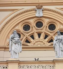 Szent István-plébániatemplom