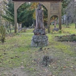 Szent István szobor Szigliget - Külső kép