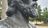 Szent István szobor Aba - Külső kép