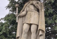 Szent István szobor Pusztacsalád