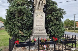 Szent István szobor Pusztacsalád