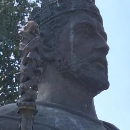 Szent István-szobor, Szigethalom - Külső kép