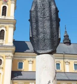 Szent István szobra