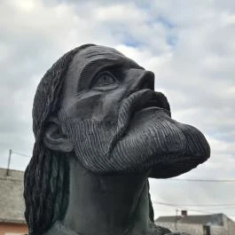 Szent István Szűz Mária kegyeibe ajánlja Magyarországot, Bakonyszentkirály - Egyéb