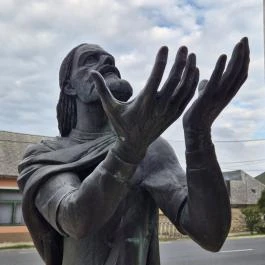 Szent István Szűz Mária kegyeibe ajánlja Magyarországot, Bakonyszentkirály - Egyéb