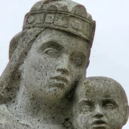 Szent István Szűz Mária kegyeibe ajánlja Magyarországot, Bakonyszentkirály - Egyéb