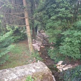 Szent Jakab-forrás, Vászoly - Külső kép