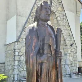 Szent József Jen? - Külső kép