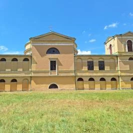 Szent Kereszt felmagasztalása templom, Ganna - Külső kép