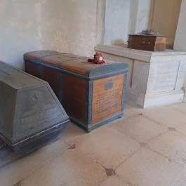 Szent Kereszt felmagasztalása templom, Ganna - Egyéb