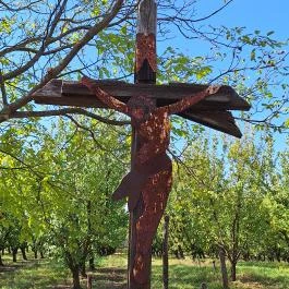 Szent kereszt megtalálása kápolna Tamási - Egyéb