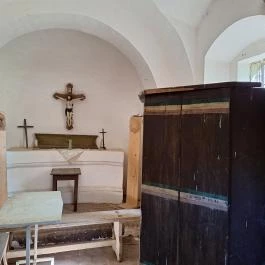 Szent kereszt megtalálása kápolna Tamási - Belső