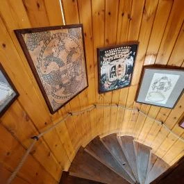 Szent Korona kilátó Kisgyőr - Belső