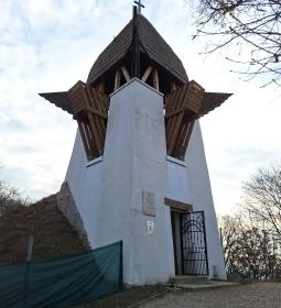 Szent László-kilátó és kápolna