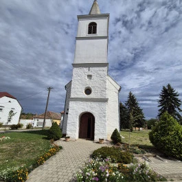 Szent László római katolikus templom Nemeskér - Külső kép