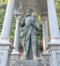 Szent László-szobor