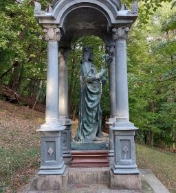 Szent László-szobor