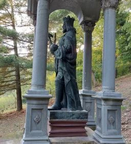 Szent László-szobor