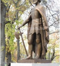 Szent László szobor