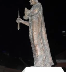 Szent László szobor 